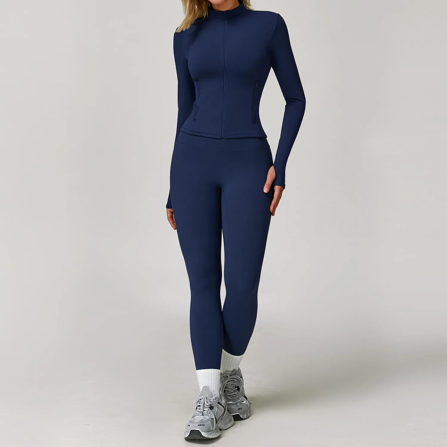 KONT. | The Signature Multi-Piece Set.